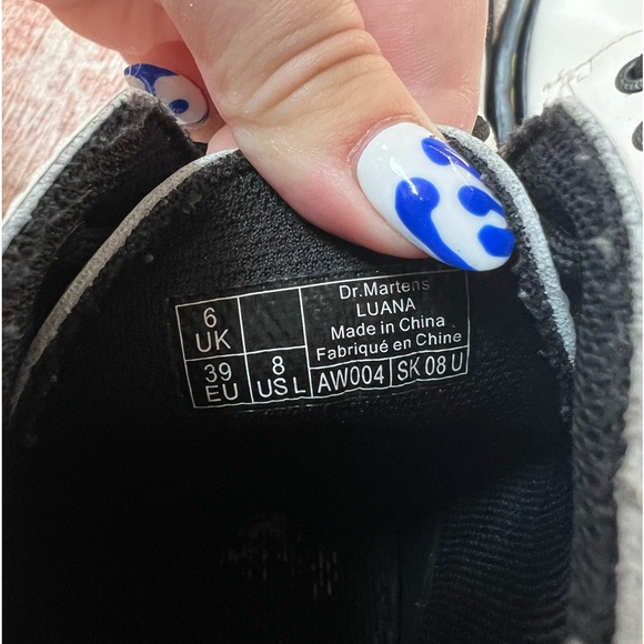 Women’s White Doc Martens - Picture 6 of 6